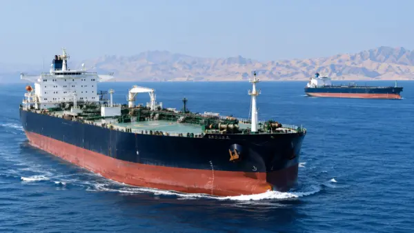 Opening of the Strait of Hormuz and the passage of oil tankers along the oil export route